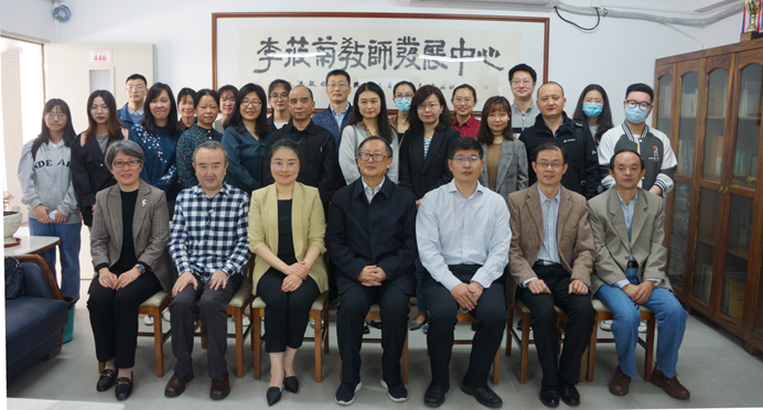 说明: D:\Safira 工作文件夹\2022-03-04 杨洁勉讲座\照片\DSC00365_副本.png 说明: D:\Safira 工作文件夹\2022-03-04 杨洁勉讲座\照片\DSC00365_副本.png